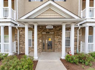 2231 Suncrest Vlg, Morgantown, WV 26505