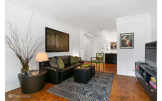 Sold by Douglas Elliman | media 8