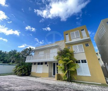 White Sands Lane Clusters #Townhouse E-31, Dorado, PR, 00646