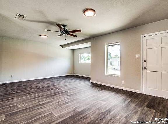 4th image of 3022 Annarose Ln
