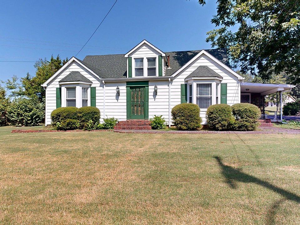 1st image of 808 W Main St