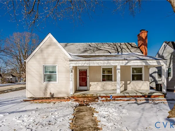 2209 Pickett St, Hopewell, VA 23860