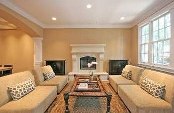 5th image of 3035 Wilmette Ave
