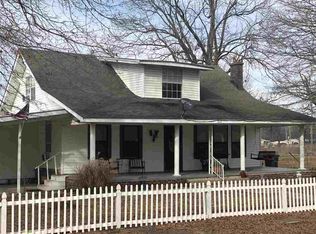 303 NE 3rd St, Hoxie, AR 72433