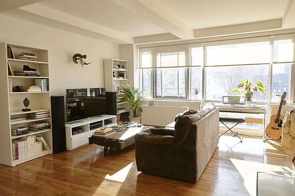 Rented by FAR Property Management | media 66
