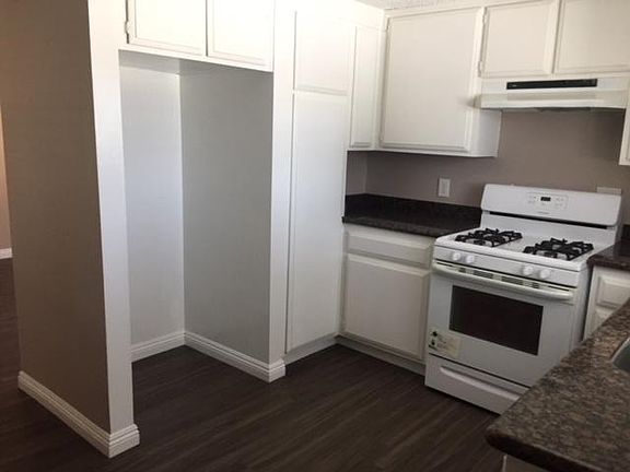2nd image of 2119 Arlington Ave