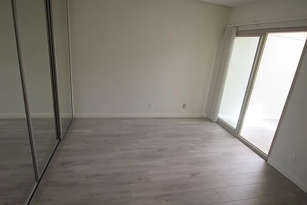 2000 Farrell Ave #7 — Photo 6