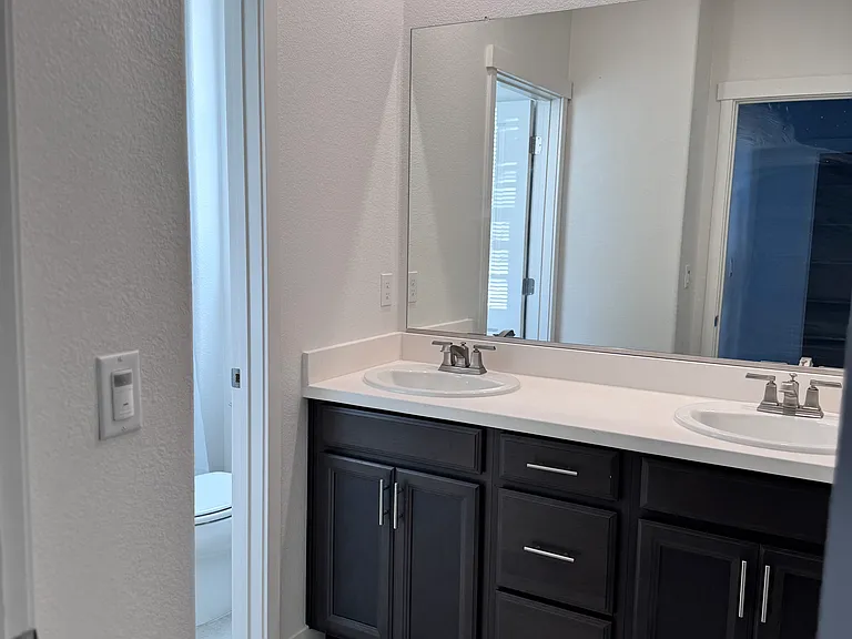 122 E McClintock Ln — Photo 13