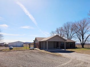 15902 E 500th Rd, Claremore, OK 74019
