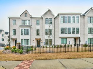 6884 Roswell Rd, Sandy Springs, GA 30328