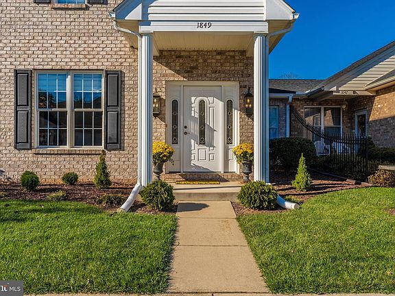 3rd image of 1849 Meridian Dr