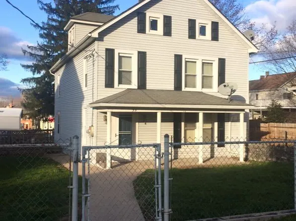 39 E Salisbury St, Williamsport, MD 21795