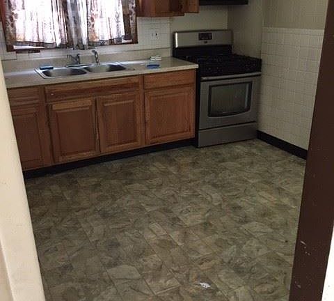 5th image of 106 Weyand Ave #1