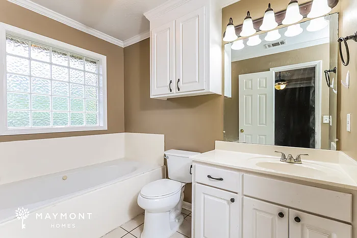 1018 Cobblestone Pl — Photo 8