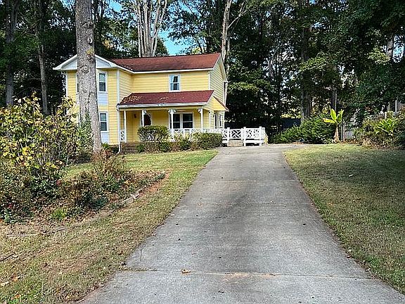 4th image of 232 Vermont Dr