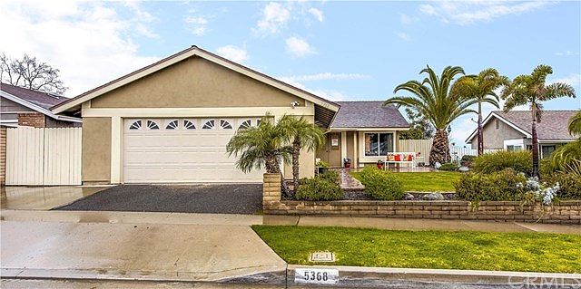 1st image of 5368 E Cresthill Dr