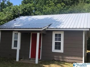 453 Dixie Dale Cir, Albertville, AL 35950