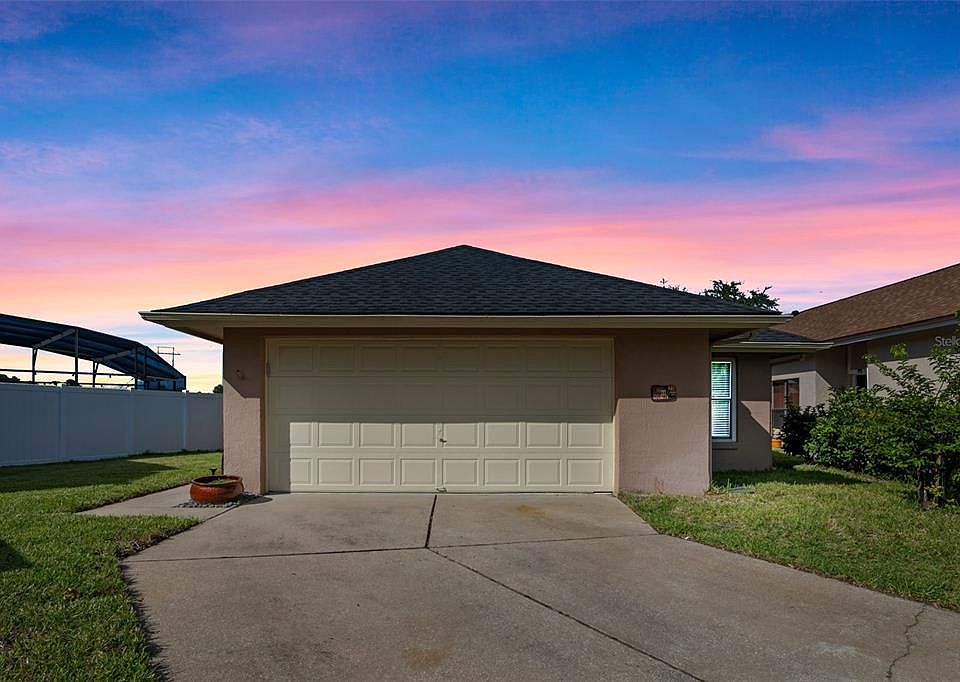 1st image of 851 BATES COURT