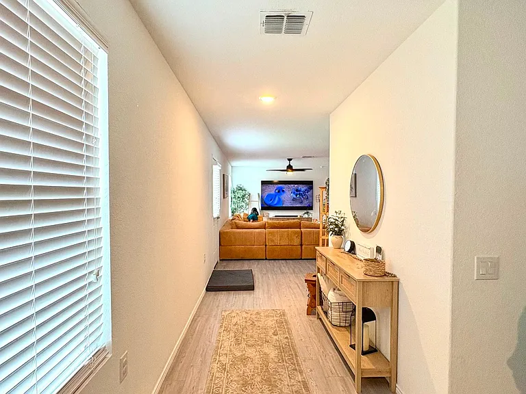 4011 Imogene Ivy — Photo 2