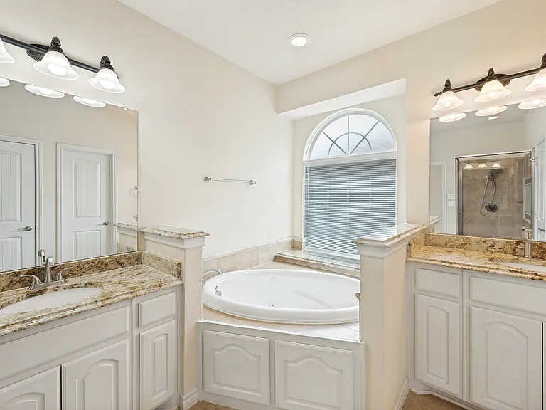 14223 Sorano Dr — Photo 7