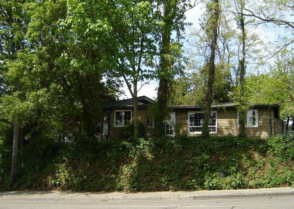 1st image of 4321 S 12th St