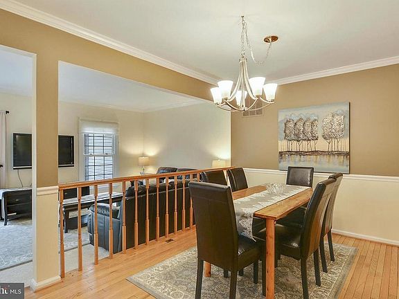 4th image of 11613 Pleasant Meadow Dr