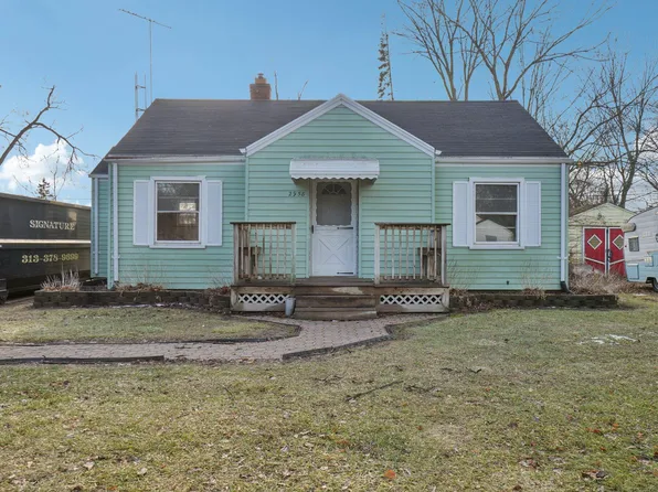 2958 Shady Ln, Ann Arbor, MI 48104