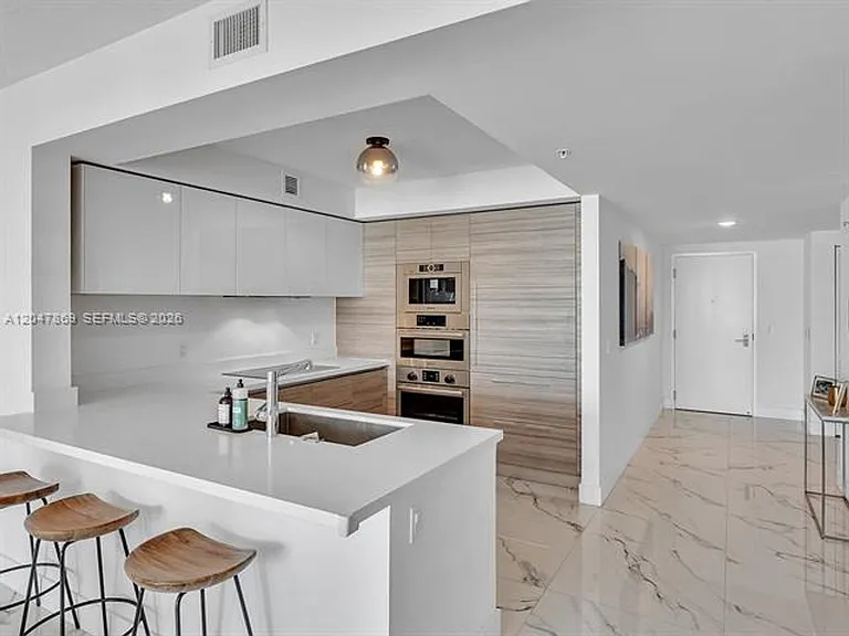 300 Sunny Isles Blvd #CU-4-1503 — Photo 2