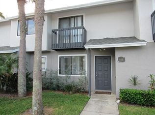 904 Riverside Dr, Greenacres, FL 33463