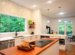 423 Kingsbury Dr, Durham, NC 27712