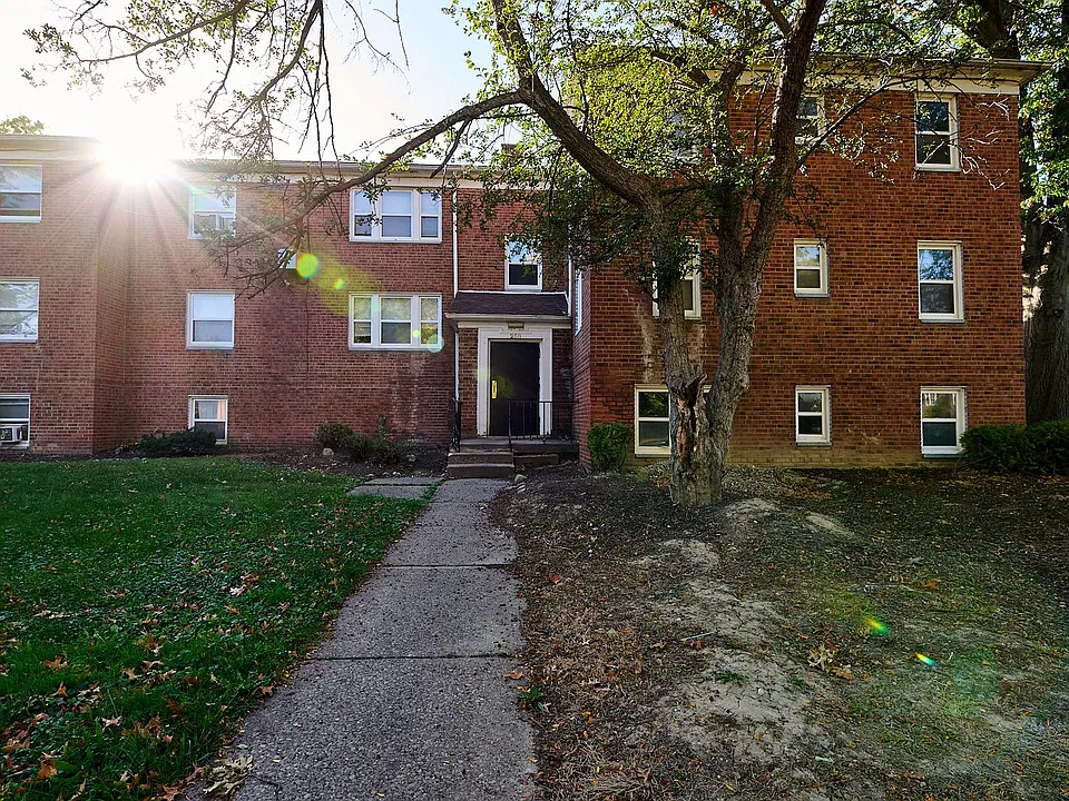 250 E 244th Street