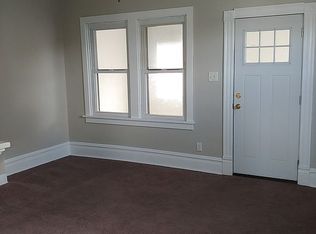 633 Hiland Ave, Coraopolis, PA 15108