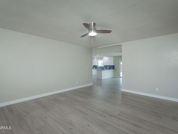 4th image of 2845 E Louise Dr