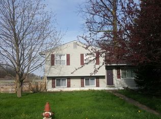 398 Cummings Rd, Vermilion, OH 44089