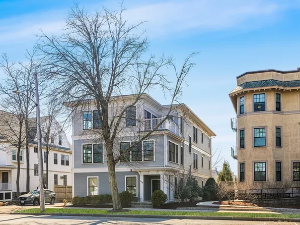 248 Massachusetts Ave Unit 2, Arlington, MA 02474