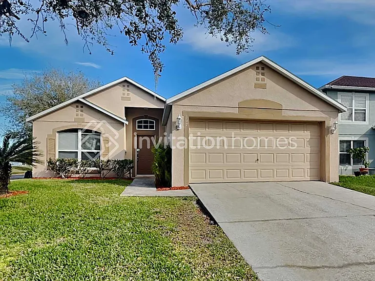 397 Regal Downs Cir — Photo 1