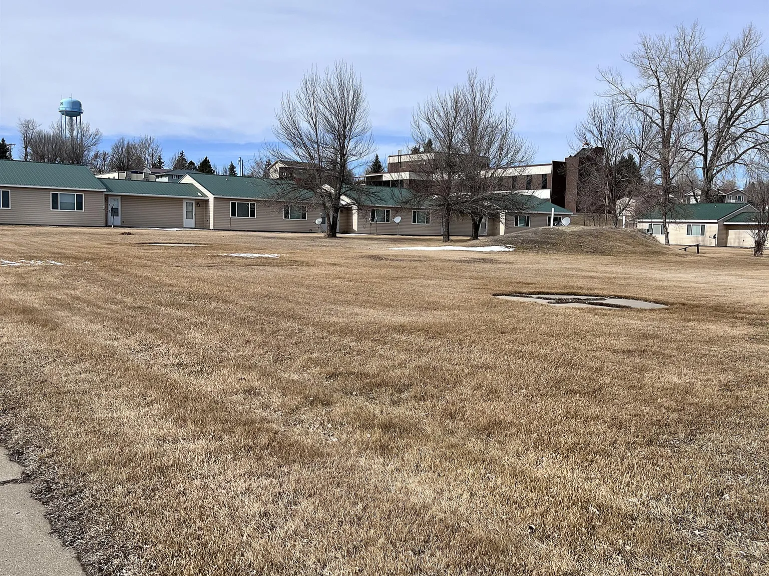 500 Frontage Road - 6W — Photo 2