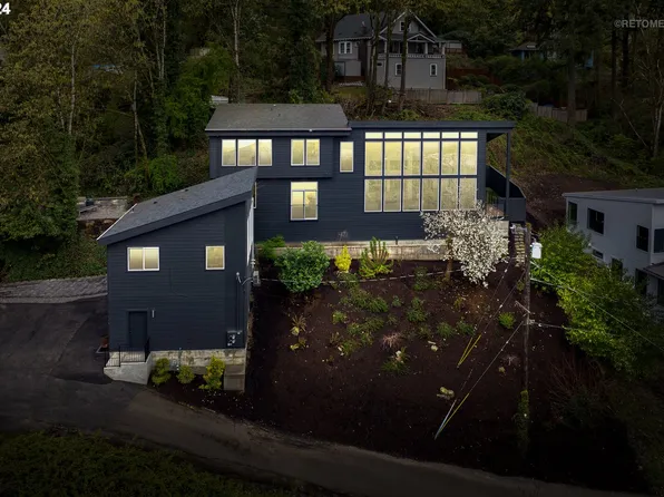 9306 NW Hardy Ave, Portland, OR 97231