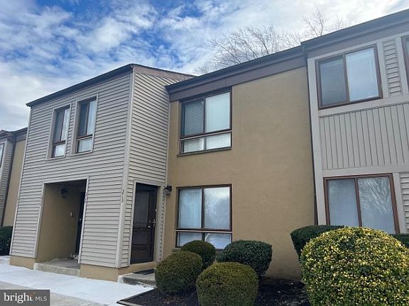 2nd image of 213 James Ct