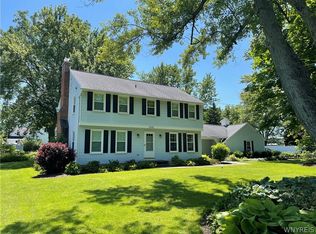 1046 Ransom Rd, Grand Island, NY 14072