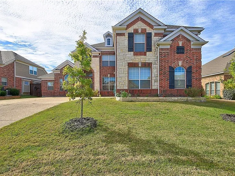 6917 Shady View Ct — Photo 1