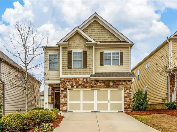 6622 Trailblazer Rd, Flowery Branch, GA 30542