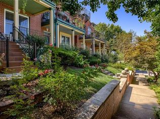 2925 Grand Ave, Kansas City, MO 64108