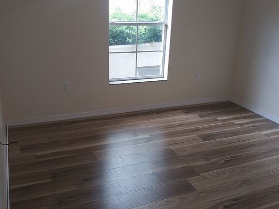 2nd image of 7233 Twin Cedar Ln