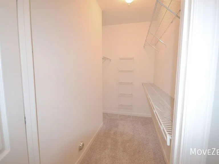 210 Fullford Ln #102 — Photo 21