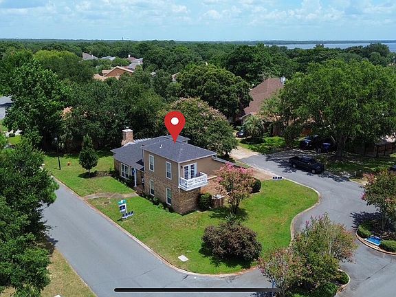 5th image of 895 Shalimar Ct
