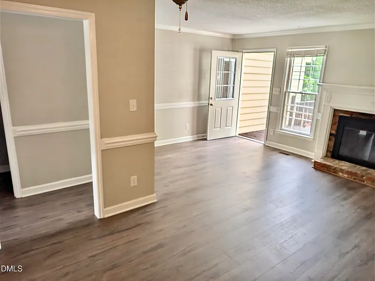 2849 Bedfordshire Ct — Photo 7
