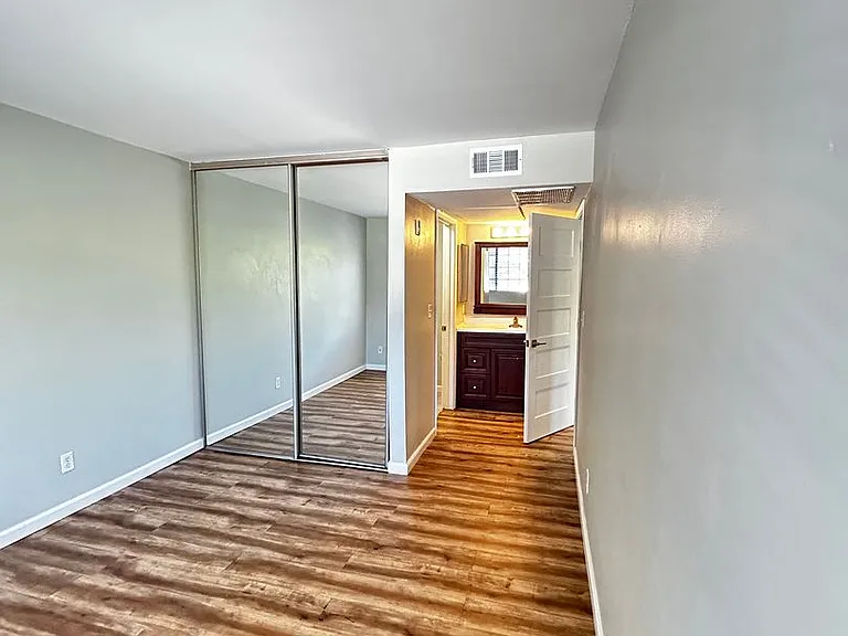 4205 Ohio St #205 — Photo 13