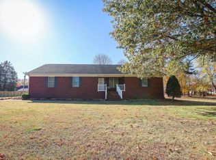 106 E 23rd St, Benton, KY 42025