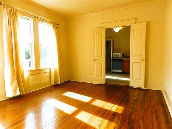 5th image of 2926 Palmer Ave